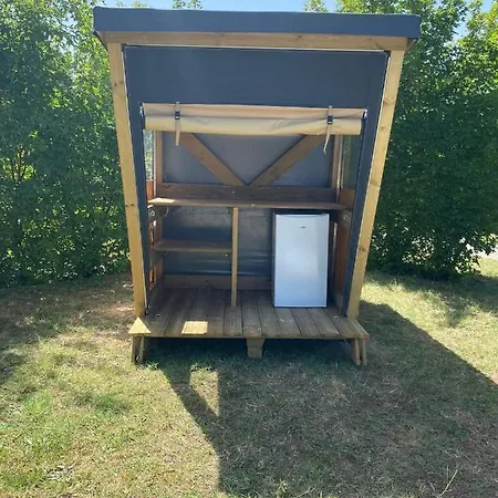 Camping Du Plan D'eau ****